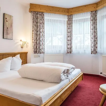 Garni Almfried Gasthof *